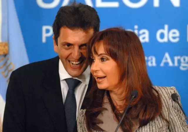 cristina-kirchner-y-sergio-massa-se-muestran-por-primera-vez-juntos-en-cierre-de-campa�a
