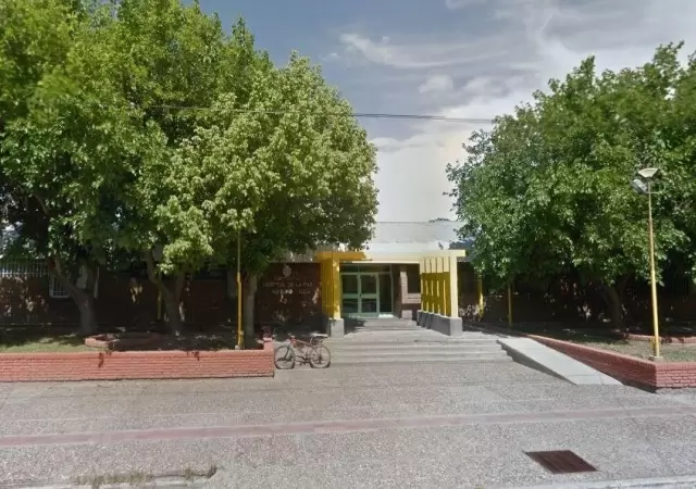 pu�alada-la-paz-hombre-cartas-novia