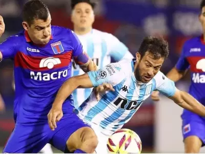 Racing-Tigre-Trofeo-de-Campeones