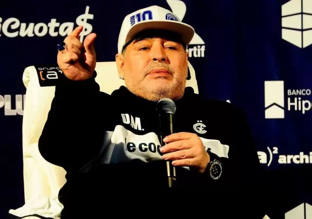 Maradona-conferencia