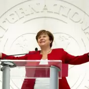 Espaldarazo del FMI en Davos: Georgieva elogi� a Caputo y ratific� el rumbo de la econom�a