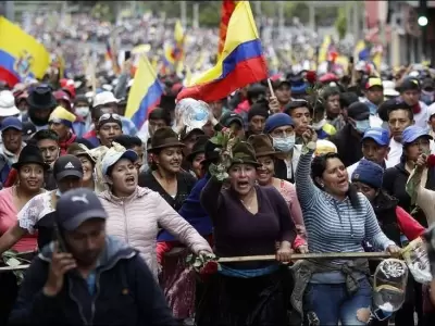 Ecuador-levantan-el-toque-de-queda-temporalmente-quito-lenin-moreno