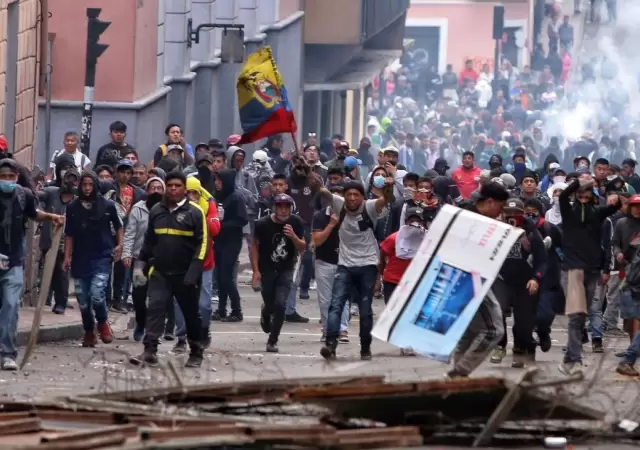 ecuador-toque-de-queda-conflicto-crisis-disturbios-golpe-de-estado-que-es-2019-indigenas-7