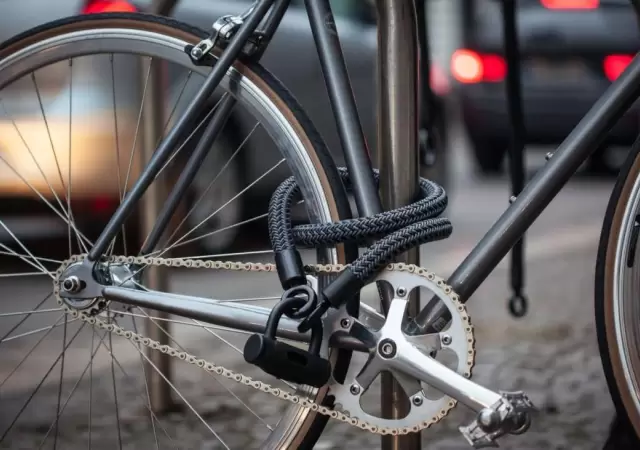 bicicleta-candado-seguridad