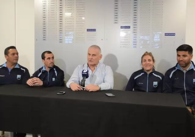 Mendoza-selecci�n-conferencia