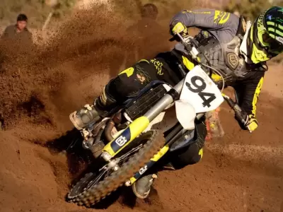 Enduro-Arena01