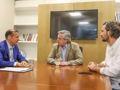 Alberto-Fern�ndez-Omar-Guti�rrez-Vaca-muerta
