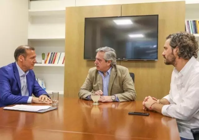 Alberto-Fern�ndez-Omar-Guti�rrez-Vaca-muerta