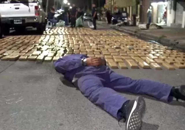 golpe-narcotrafico-persecusion-tiroteo-choque-lanues-detenidos-2-dos-mil-kilos-toneladas-de-marihuana