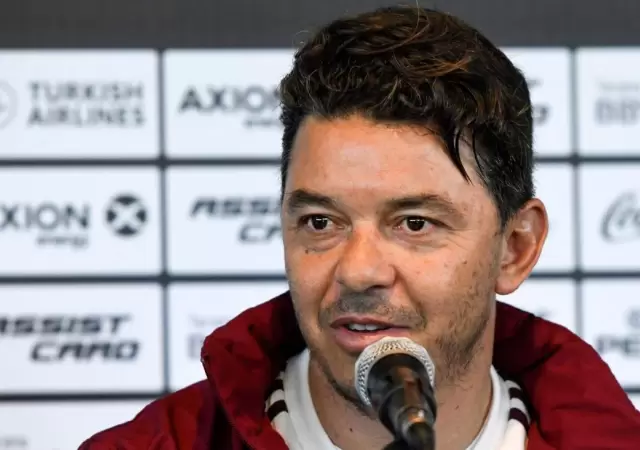 Marcelo-Gallardo-Juan-Rom�n-Riquelme-River-Plate