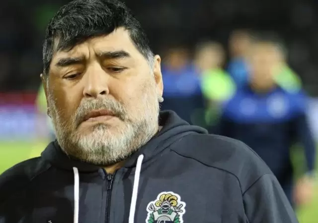 Diego-Maradona-Juan-Rom�n-Riquelme