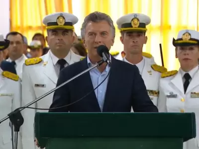 Mauricio-Macri-Gendarmera