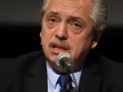 Luis-Lacalle-Pou-alberto-fernandez-saludo-presidente-2