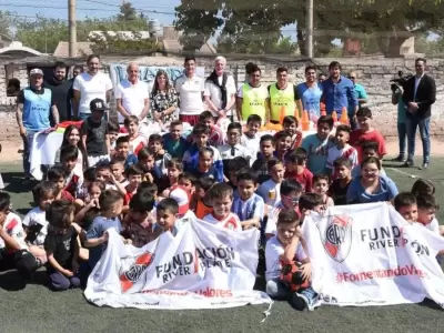 river-plate-mendoza-escuela--f�tbol-