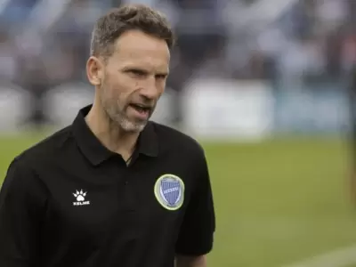 lucas-bernardi-dejo-de-ser-el-entrenador-director-tecnico-de-godoy-cruz
