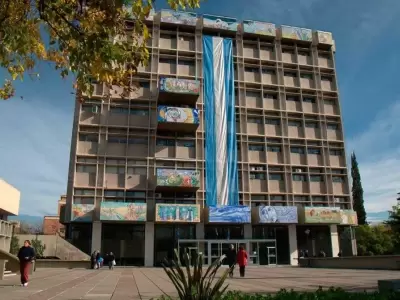 Mendoza tom� una decisi�n para beneficiar a los vecinos con deudas