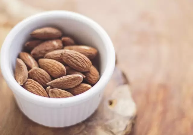 Comer almendras antes de dormir: 5 beneficios para tu cuerpo y tu mente