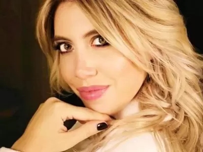 wanda-nara-vestido-rojo-papa-noel-navidad-tiki-taka-instagram-hot-66