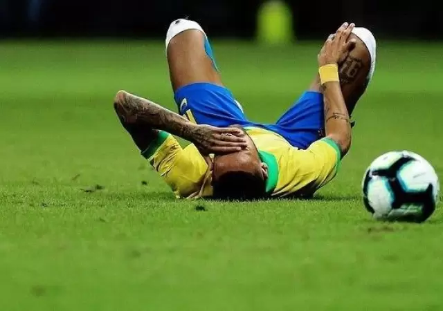 Neymar-lesion