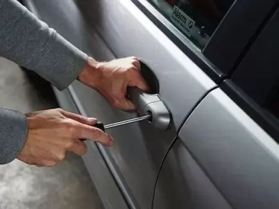 auto-robado