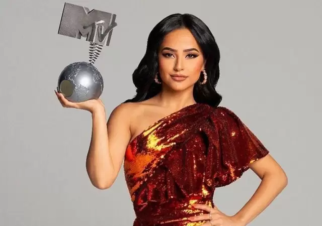 hermana-becky-g-Stephanie-G�mez-instagram-99