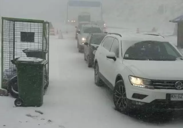 cerraron-el-paso-a-chile-por-nevadas-cristo-redentor-2019-mendoza