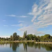 As� estar� el tiempo en Mendoza: d�as c�lidos, cielo despejado y alerta por Zonda