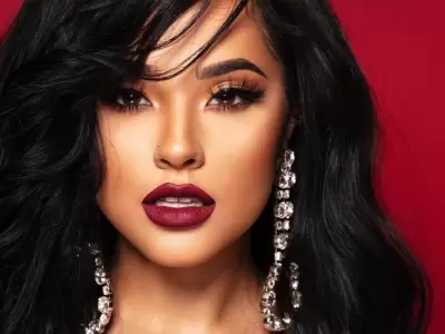 becky-g-bikini-fotos-yate-vacaciones-espa�a-video-67