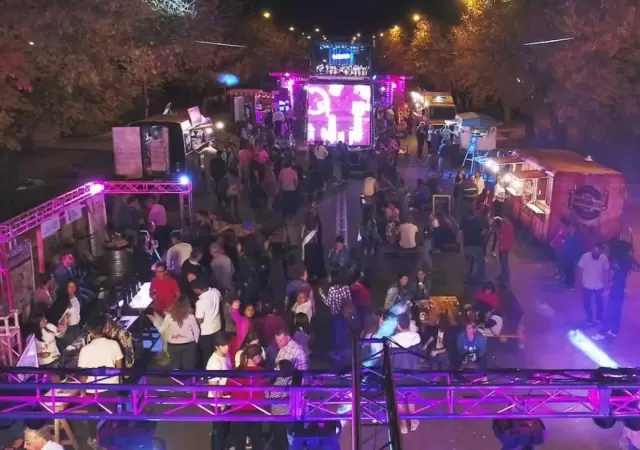 El-Malbec-festeja-en-Luj�n-(1)