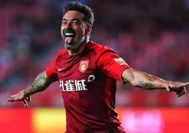 Ezequiel-Lavezzi
