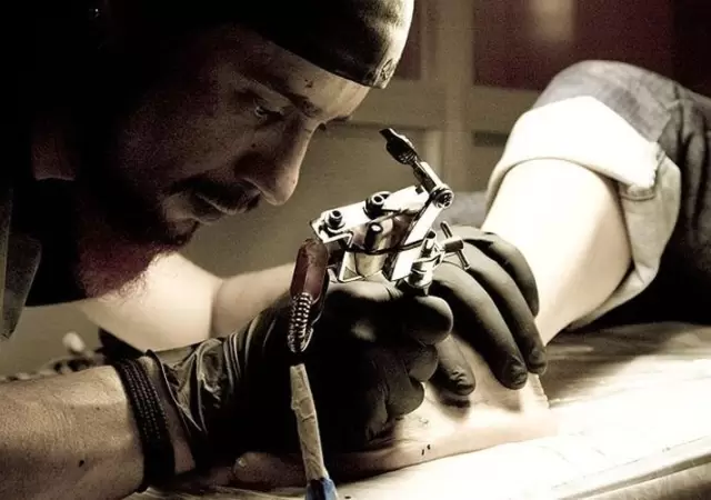 tatuador