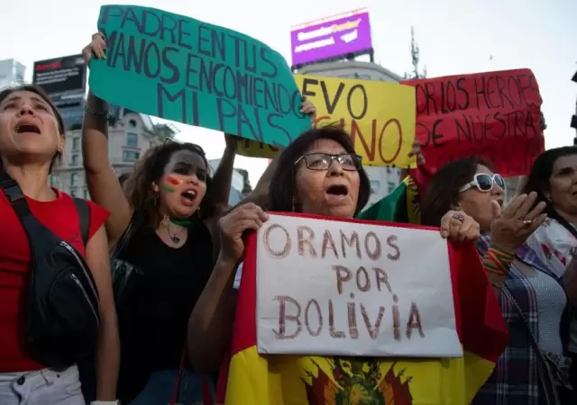 Bolivianos