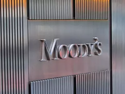 Moodys-2