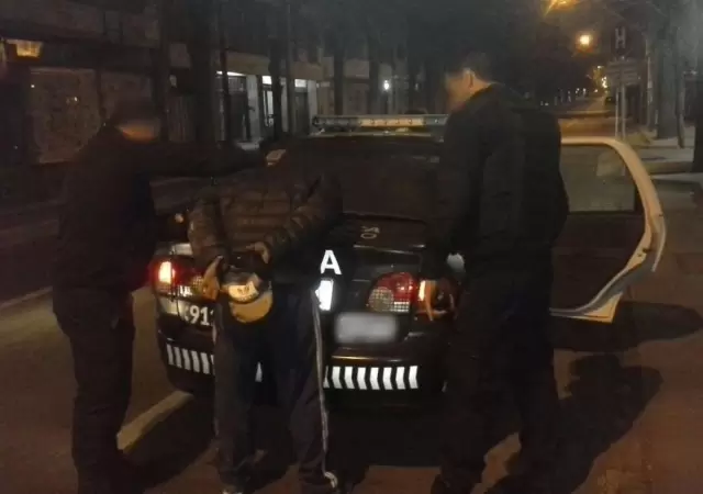 detenido-policiales-mendoza-el-monito-foto