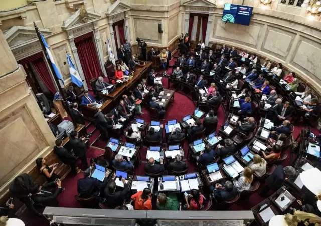 Senado-Ley-de-Gndolas