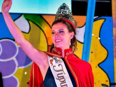 Mayra-Tous