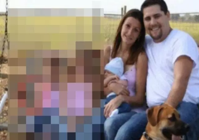 foto-familia-viral-fantasma-mano-video-2