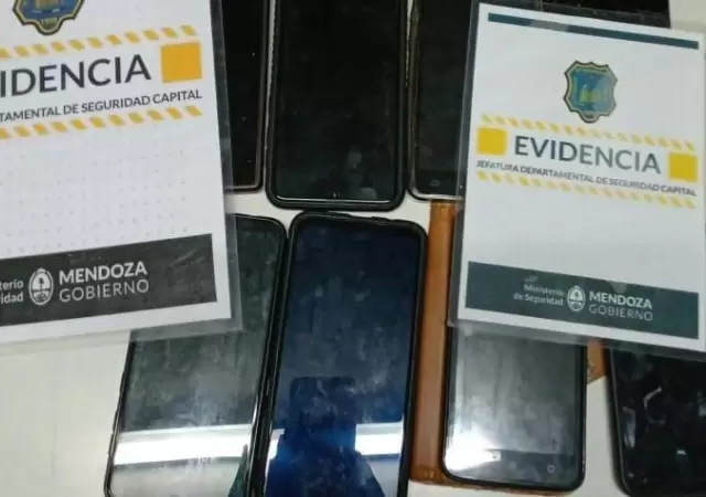 robo-celulares-festa-in-piazza-policiales-mendoza