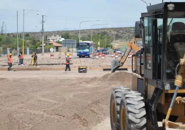 Vialidad-Provincial-capacit�-al-personal-de-la-empresa-que-est�-ejecutando-la-obra-de-Panamericana