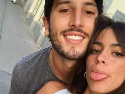 tini-stoessel-sebastian-yatra-fotos-videos