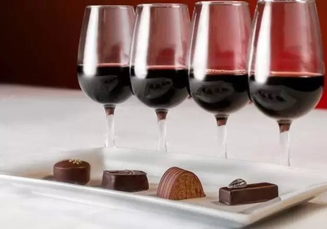 chocolate-wine-pairing-4-reds002