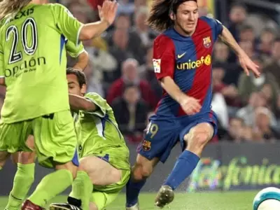 Lionel-Messi-Diego-Maradona-Getafe