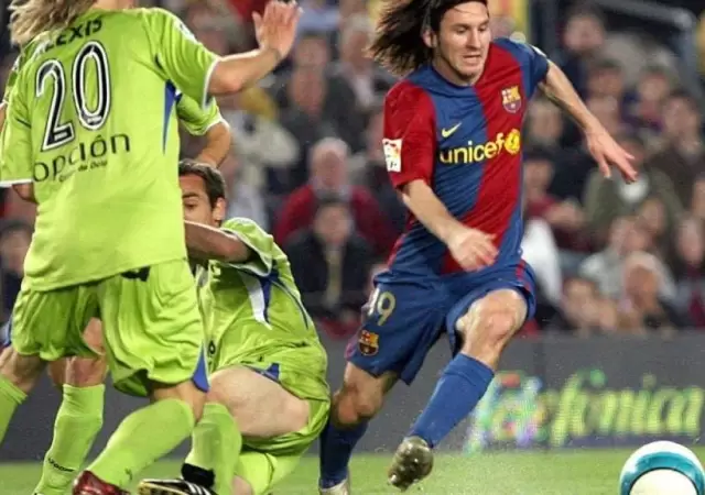 Lionel-Messi-Diego-Maradona-Getafe