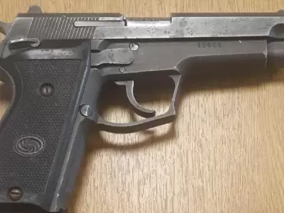 policiales-pistola-arma-godoy-cruz-detenidos