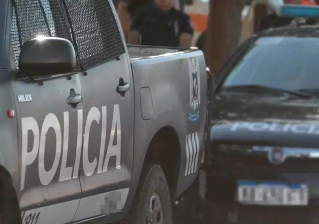 polic�a-2