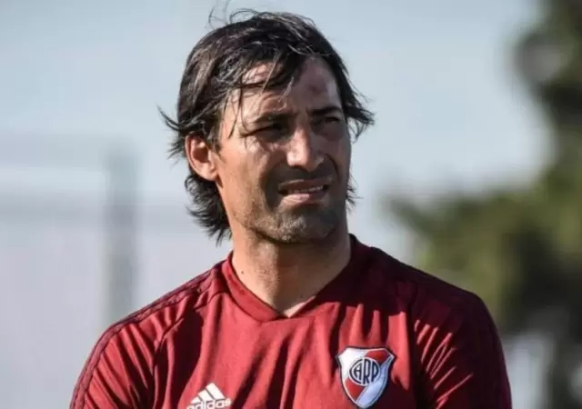 Tecla-Far�as-River-Plate
