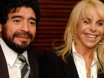maradona-villafa�e-pel�cula