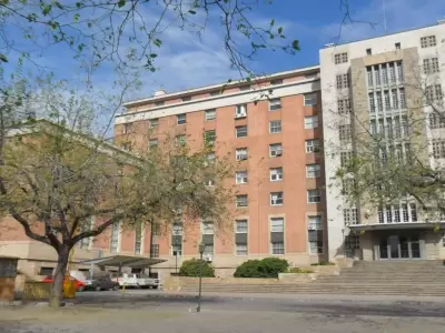 empleado-coronavirus-mendoza-palacio-justicia