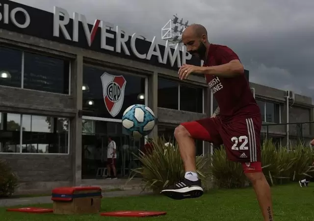 River-Camp