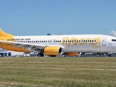 Flybondi perjudicada por el paro de Intercargo